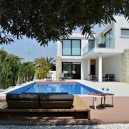 Villa With Private Pool Llobregales Exterior photo